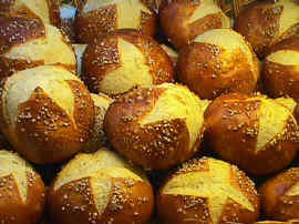 Pretzel Rolls (Laugensemmel) 1 dozen per case